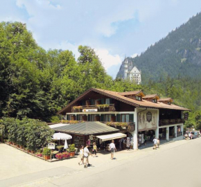 Отель Hotel Alpenstuben  Швангау
